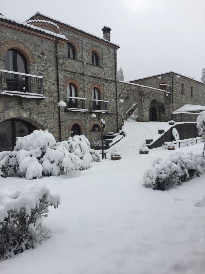 Hotel Ristorante Mulino Iannarelli San Severino Lucano Extérieur photo